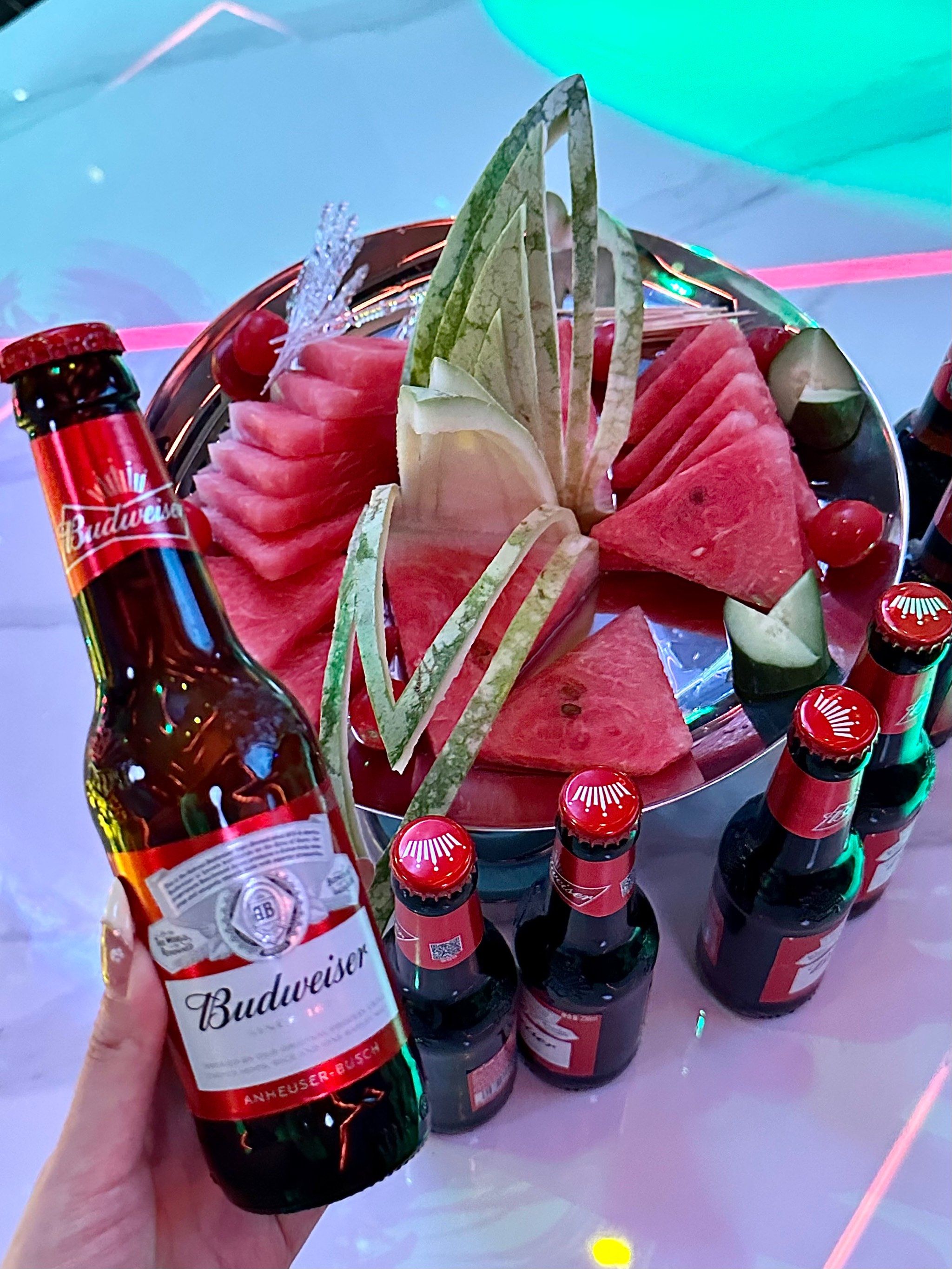 来宾商务KTv首选性价比-兴宾区ktv预订